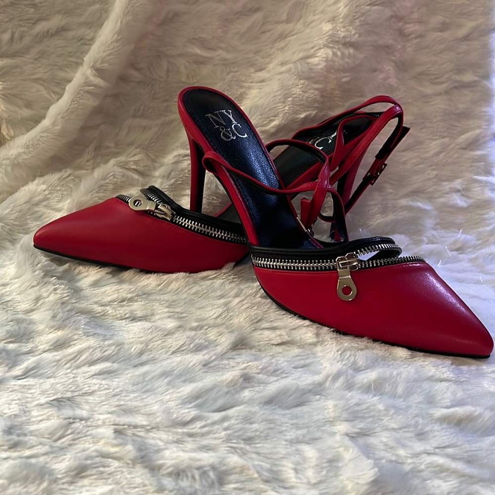 Women high heel shoe with Zipper